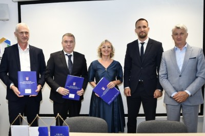 Potpisani ugovori za tri nova projekta: ZADRA NOVA vodeći partner u projektu APOLLO, partner u projektu RECIRCLE te tehnička pomoć u pripremi projekta AllerShield